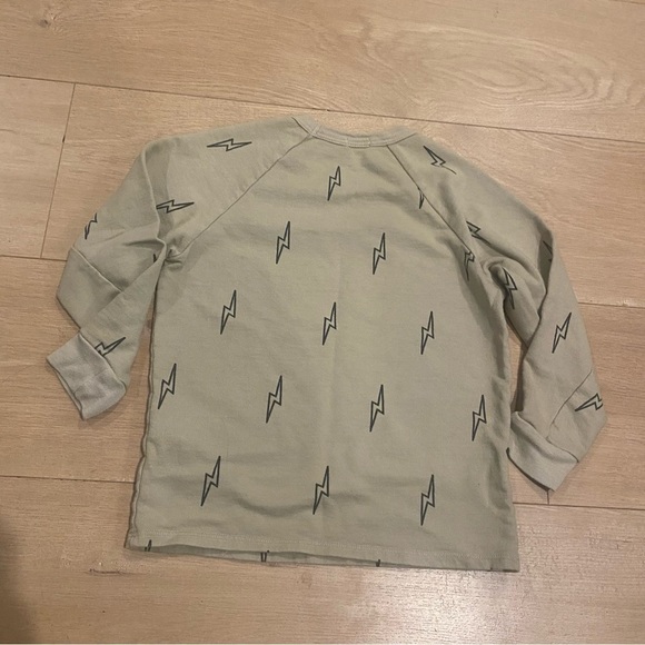 Cozii sage green sweatshirt boys lightning Bolts 6 Made in USA - Picture 2 of 5